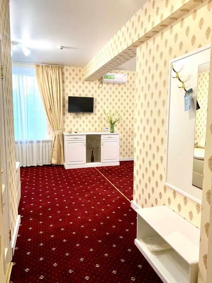 Sergeev Hotel Mykolaiv Dış mekan fotoğraf